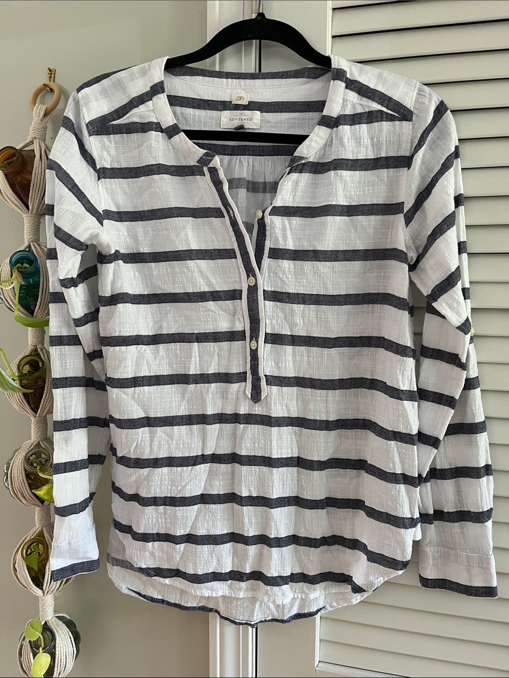 LOFT White & Navy Striped Button-Front Henley